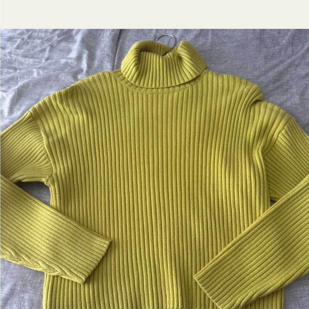 Forever 21 Ribbed Turtleneck Sweater